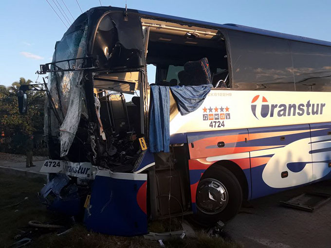 Deja varios lesionados accidente de tránsito en Bayamo (+ fotos) Deja varios lesionados accidente de tránsito en Bayamo (+ fotos)