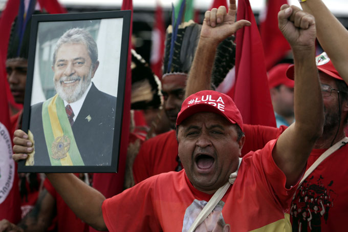 PT de Brasil convoca a manifestaciones por Lula (+ video) PT de Brasil convoca a manifestaciones por Lula (+ video)