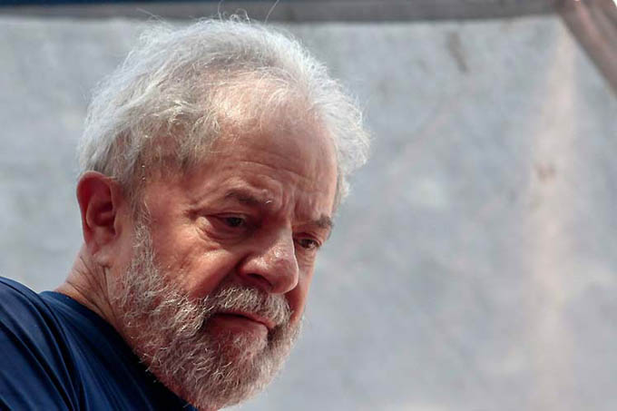 Limitan acceso de los abogados defensores a Lula Limitan acceso de los abogados defensores a Lula