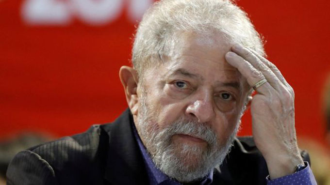 Lula sintetiza lucha por la democracia en Brasil, afirma Rousseff Lula sintetiza lucha por la democracia en Brasil, afirma Rousseff