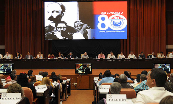 Prometen obreros cubanos aumentar acciones para lograr más alimentos Prometen obreros cubanos aumentar acciones para lograr más alimentos