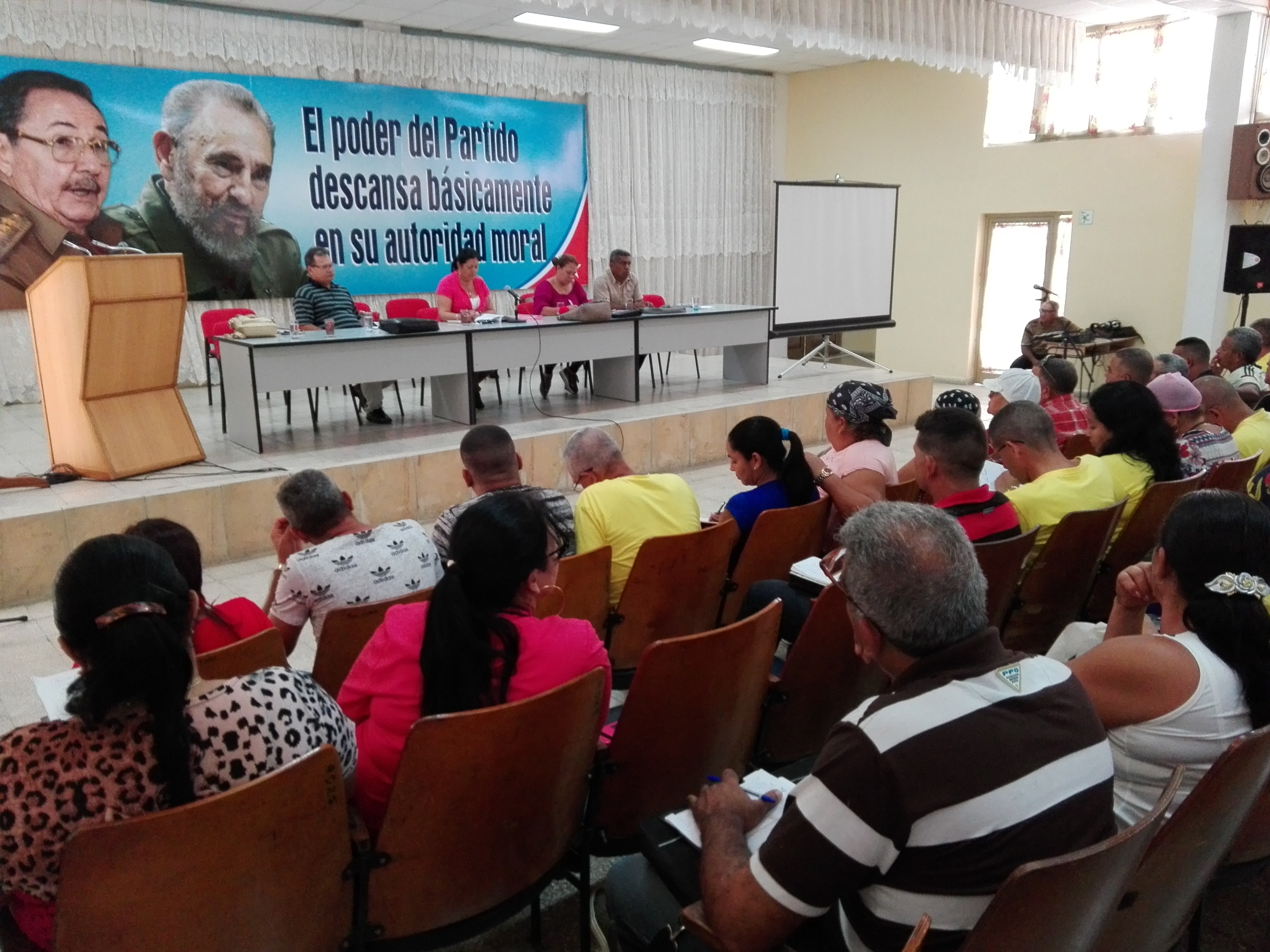 Reciben Delegados de Granma al XXI Congreso de la CTC actualización de la provincia (+fotos) Reciben Delegados de Granma al XXI Congreso de la CTC actualización de la provincia (+fotos)