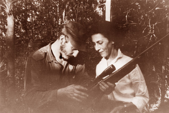 Díaz-Canel honra legado de heroína cubana Díaz-Canel honra legado de heroína cubana