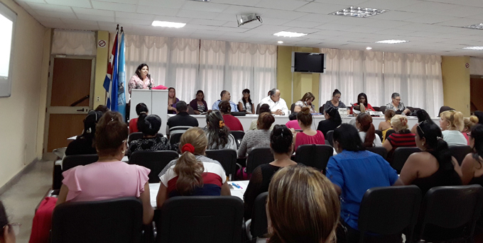 Realizan pleno de la FMC en Granma (+fotos, audio y video) Realizan pleno de la FMC en Granma (+fotos, audio y video)