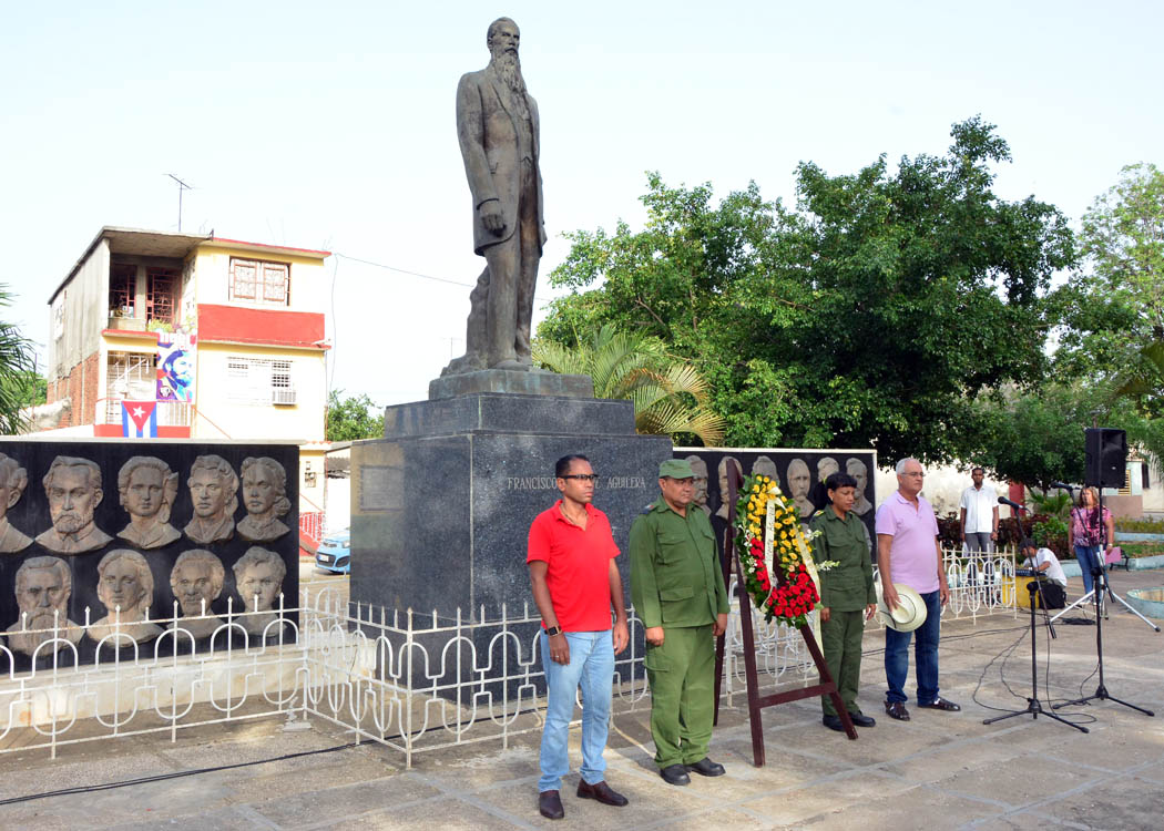 Conmemoran el aniversario 198 del natalicio de Francisco Vicente Aguilera Conmemoran el aniversario 198 del natalicio de Francisco Vicente Aguilera