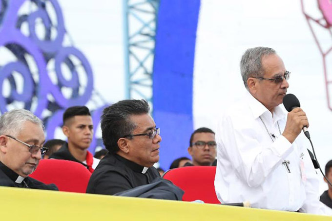 Sacerdote católico pide fin de sanciones a Nicaragua Sacerdote católico pide fin de sanciones a Nicaragua