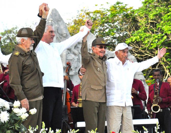 Presidieron Raúl y Díaz-Canel acto por el 26 de Julio en Granma ...