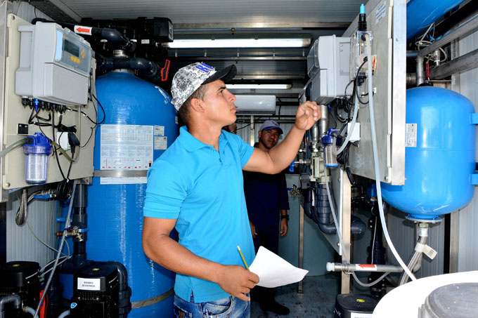 Presentan plan hidráulico a diputados cubanos Presentan plan hidráulico a diputados cubanos