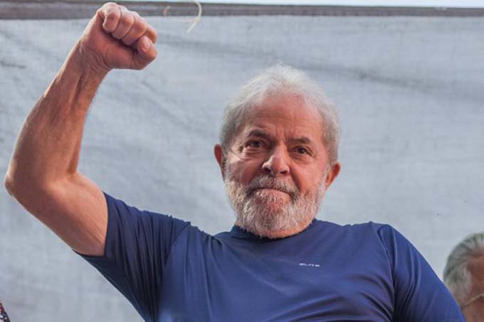 Erguido de dignidad Lula cumple 500 días de prisión política Erguido de dignidad Lula cumple 500 días de prisión política
