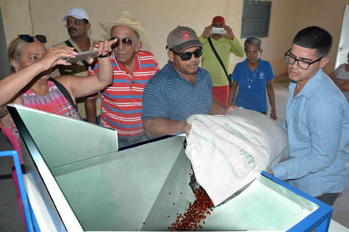 Inauguran planta para secado de granos en Pilón Inauguran planta para secado de granos en Pilón