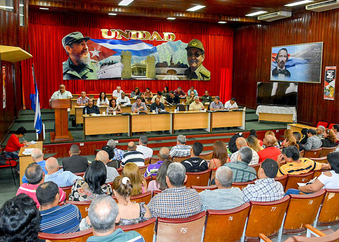 Llama el Partido a cumplir los principales indicadores económicos Llama el Partido a cumplir los principales indicadores económicos