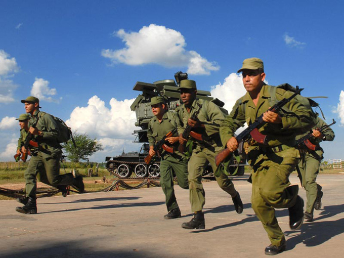 Presidente felicita a las Fuerzas Armadas Revolucionarias de Cuba Presidente felicita a las Fuerzas Armadas Revolucionarias de Cuba