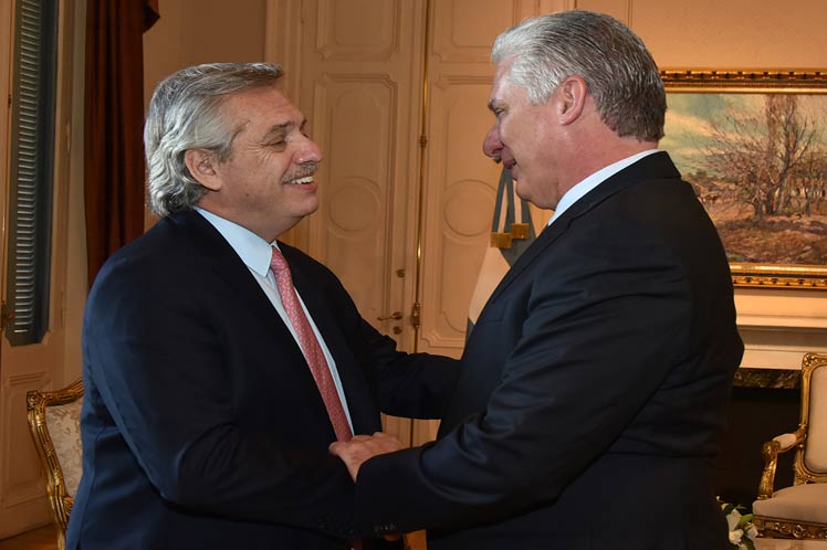 Presidente argentino recibió a Miguel Díaz-Canel (+fotos) Presidente argentino recibió a Miguel Díaz-Canel (+fotos)