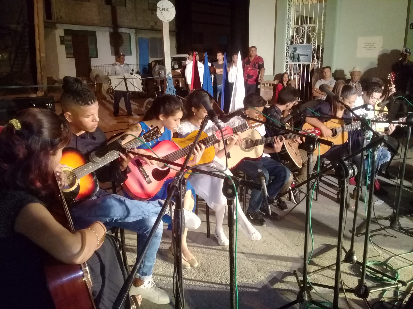 “Martí es tribuna de luz, amor y combate” “Martí es tribuna de luz, amor y combate”