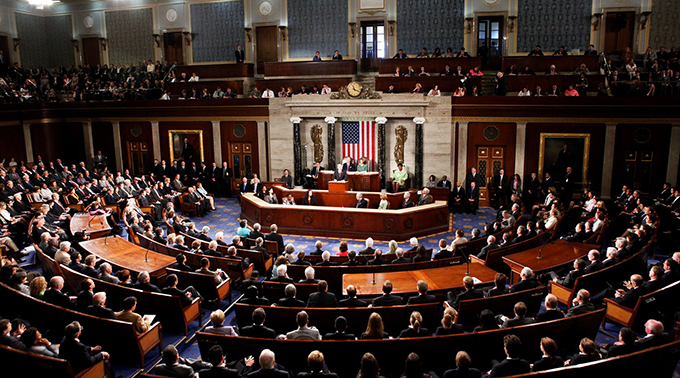 Senado de EE.UU. vuelve a sesiones con juicio contra Trump pendiente Senado de EE.UU. vuelve a sesiones con juicio contra Trump pendiente