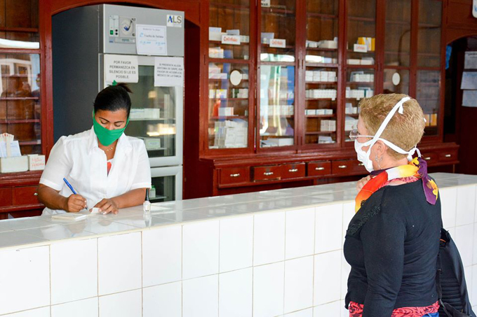 Instan directivos de Salud en Granma a incrementar el aislamiento social Instan directivos de Salud en Granma a incrementar el aislamiento social