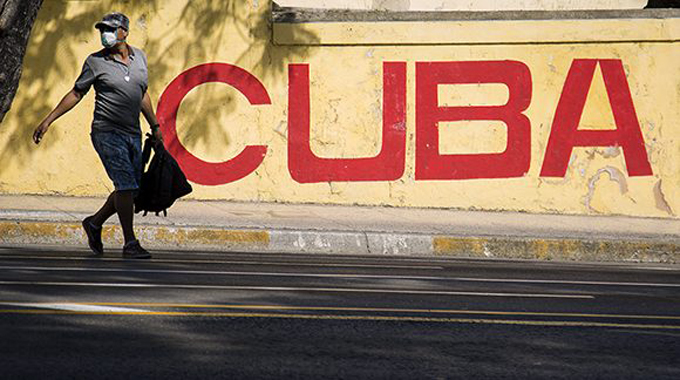 Cuba frente a la Covid-19: batalla por la salud y rescate de economía Cuba frente a la Covid-19: batalla por la salud y rescate de economía