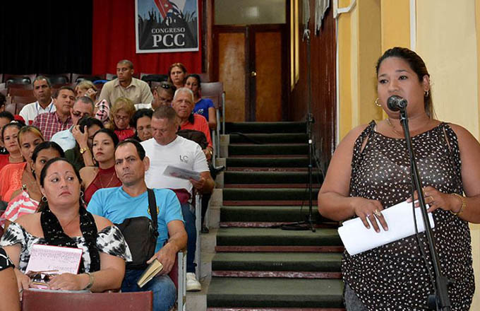 Por transformar la práctica y la acción del movimiento sindical Por transformar la práctica y la acción del movimiento sindical