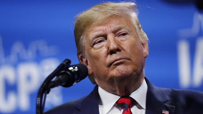 Estadounidenses acentúan características egocéntricas de Trump Estadounidenses acentúan características egocéntricas de Trump
