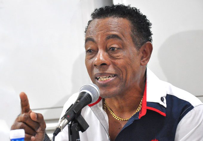 La música en la vida, es lo que Fabré para el son cubano La música en la vida, es lo que Fabré para el son cubano