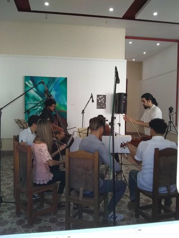 Lo sinfónico también aguarda regresar (+ fotos) Lo sinfónico también aguarda regresar (+ fotos)