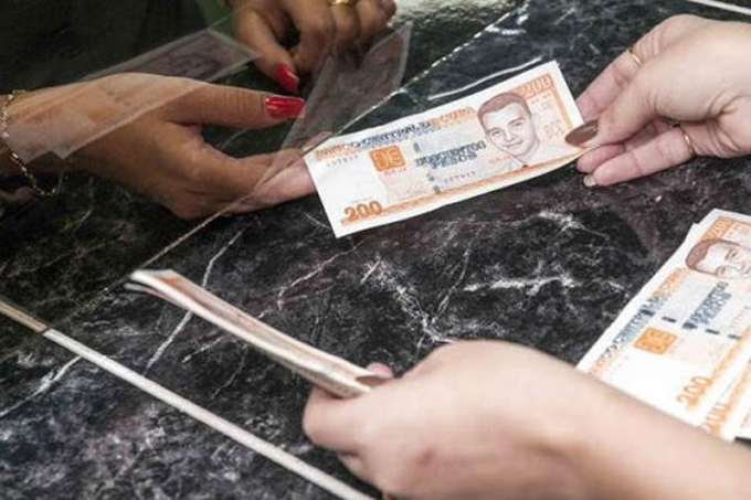 Avanzará banca cubana a la par de la recuperación ante la Covid-19 (+video) Avanzará banca cubana a la par de la recuperación ante la Covid-19 (+video)