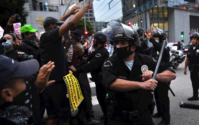 EE.UU. es el mayor violador de los derechos humanos en el mundo (+video) EE.UU. es el mayor violador de los derechos humanos en el mundo (+video)