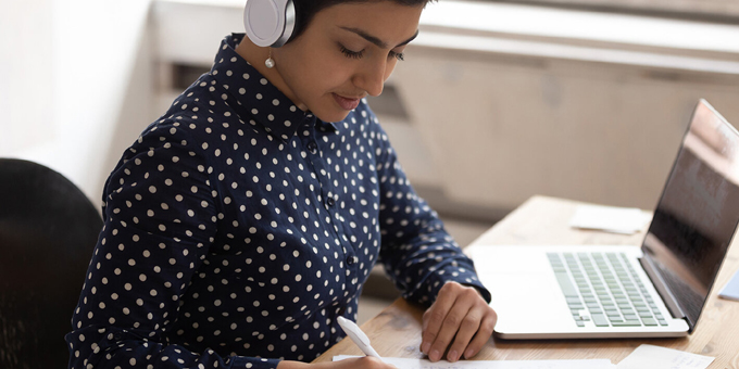 Ofrece OPS una serie de cursos virtuales y seminarios web sobre la COVID-19 Ofrece OPS una serie de cursos virtuales y seminarios web sobre la COVID-19
