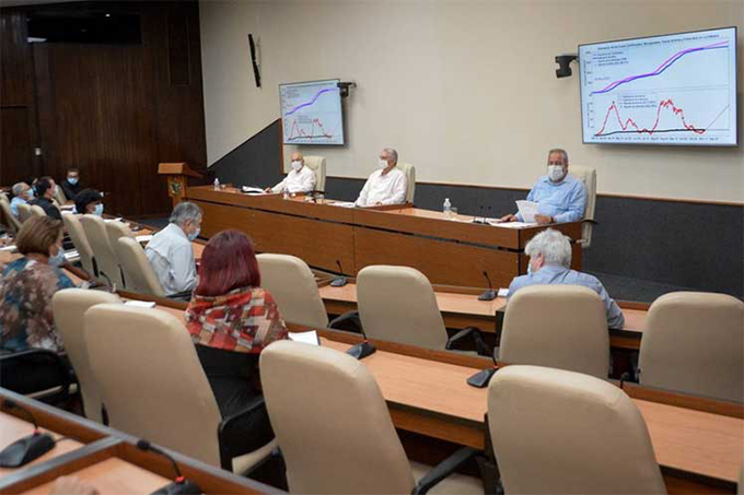 Estudios demográficos y genéticos en Cuba para enfrentar la Covid-19 Estudios demográficos y genéticos en Cuba para enfrentar la Covid-19