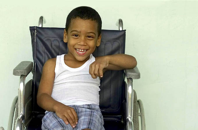 Pequeña sonrisa que enamora Pequeña sonrisa que enamora