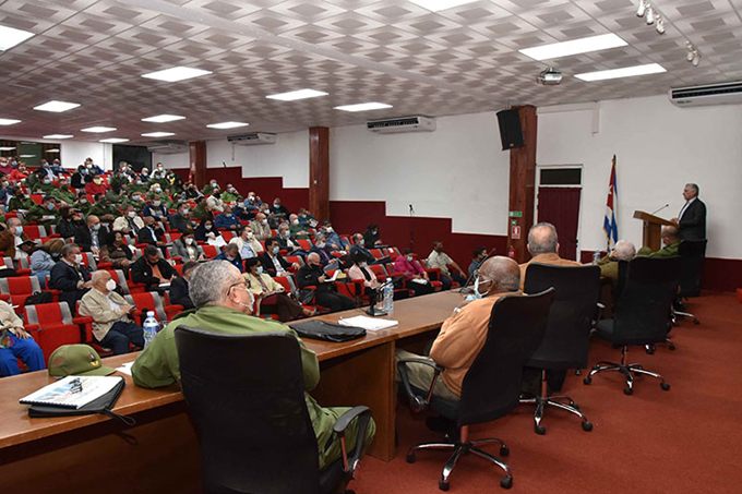 Presidente de Cuba afirma que 2021 será un año de retos Presidente de Cuba afirma que 2021 será un año de retos