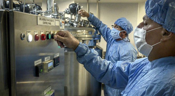 CIGB, 35 años de historia escrita con innovación científica CIGB, 35 años de historia escrita con innovación científica