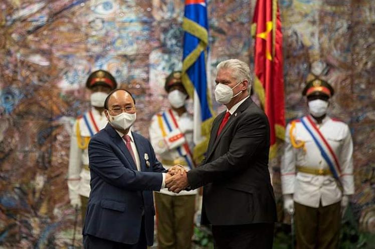 Nguyen Xuan Phuc conversará con empresarios y científicos de Cuba Nguyen Xuan Phuc conversará con empresarios y científicos de Cuba