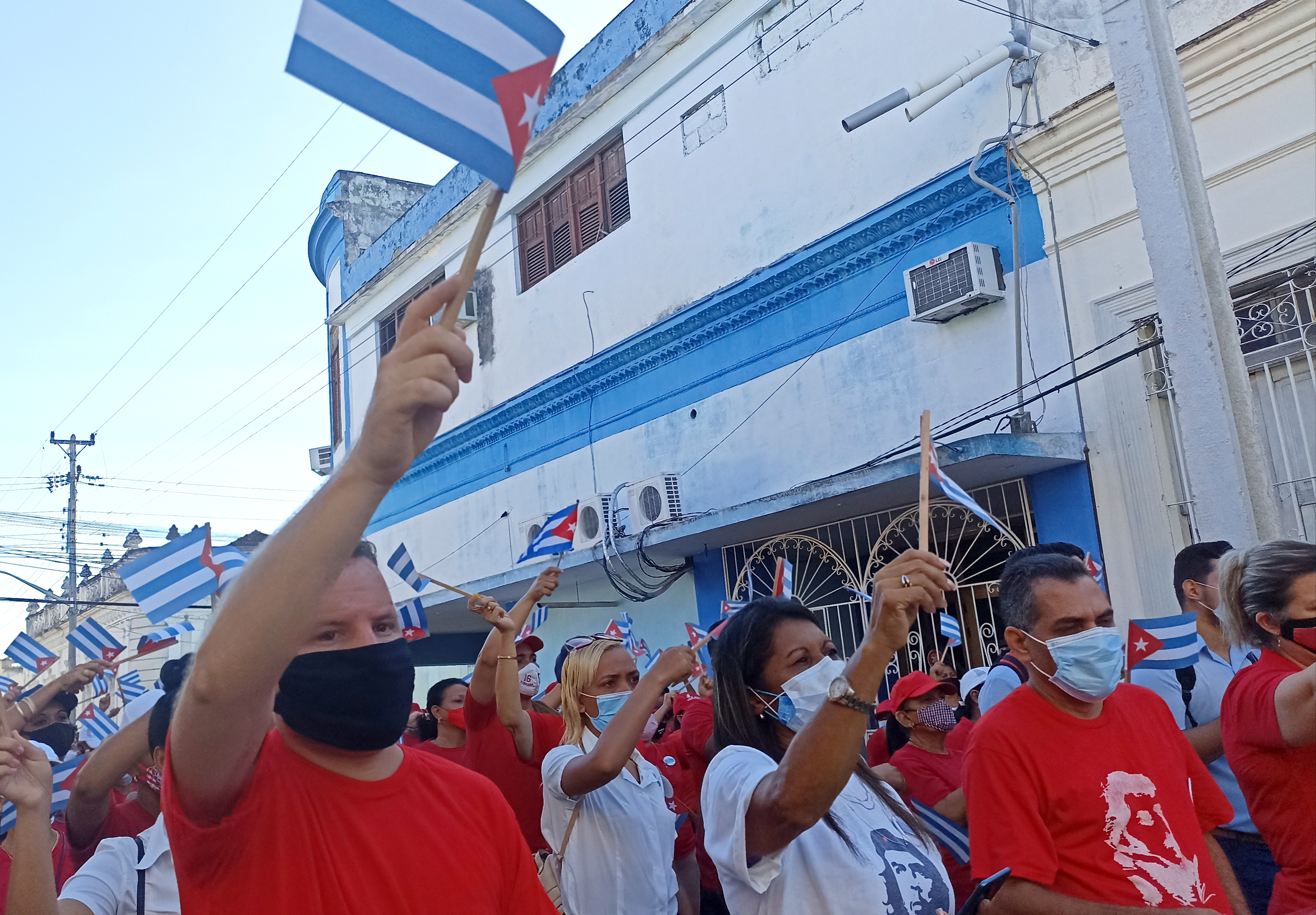 Trabajadores del sector de la educación reafirman su apoyo a la Revolución Trabajadores del sector de la educación reafirman su apoyo a la Revolución