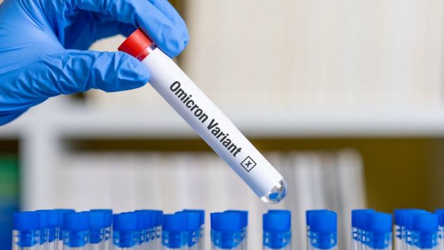 Ómicron: ¿es realmente tan peligrosa la nueva variante del coronavirus? Ómicron: ¿es realmente tan peligrosa la nueva variante del coronavirus?