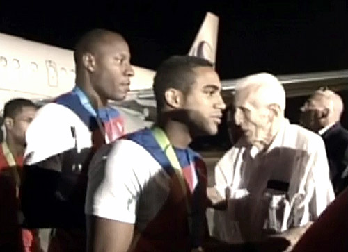 Reciben en Cuba a último grupo de atletas panamericanos (+ video) Reciben en Cuba a último grupo de atletas panamericanos (+ video)