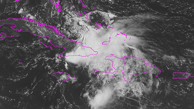 Aviso de ciclón tropical número 13 Tormenta Erika