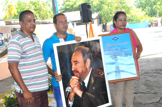 Festejan su día trabajadores hidráulicos de Granma