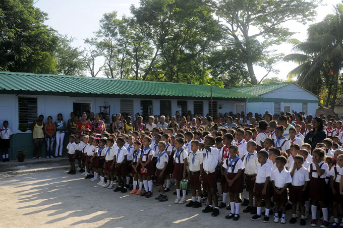 Reabre sus puertas escuela primaria Juan Gualberto Gómez, de Río Cauto Reabre sus puertas escuela primaria Juan Gualberto Gómez, de Río Cauto