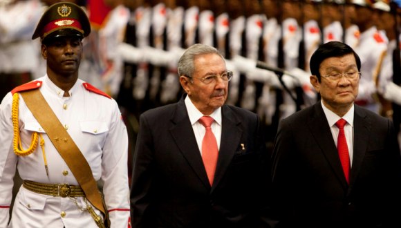 Sostuvo Raúl conversaciones oficiales con Presidente de Vietnam Sostuvo Raúl conversaciones oficiales con Presidente de Vietnam