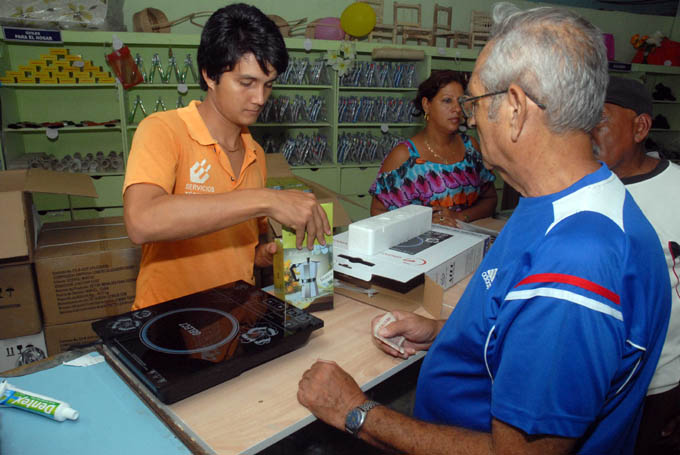 Inicia en Manzanillo venta liberada de cocinas de inducción