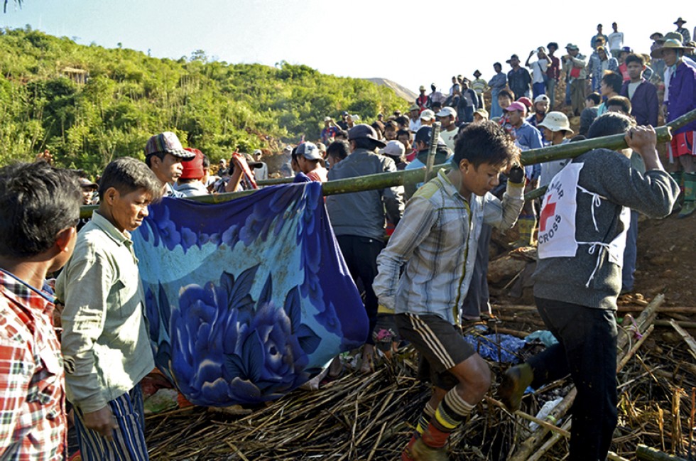 Ascienden a más de 110 muertos saldo de desastre en Myanmar Ascienden a más de 110 muertos saldo de desastre en Myanmar
