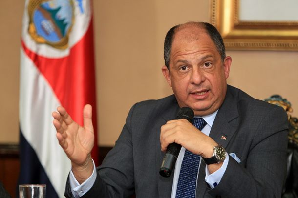 Costa Rica suspende el otorgamiento de visas temporales a cubanos