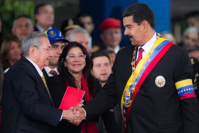 Raúl a Maduro: “Estaremos siempre junto a ustedes” Raúl a Maduro: “Estaremos siempre junto a ustedes”