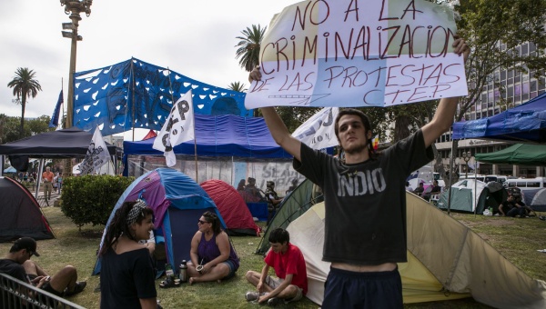 Nuevas marchas en Argentina contra medidas de Macri Nuevas marchas en Argentina contra medidas de Macri