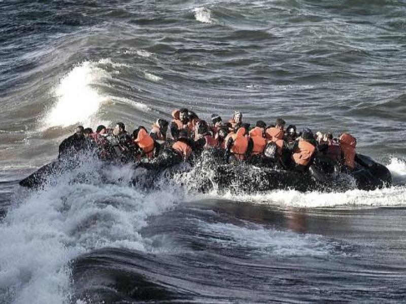 Mueren al menos 24 migrantes tras naufragios en el mar Egeo