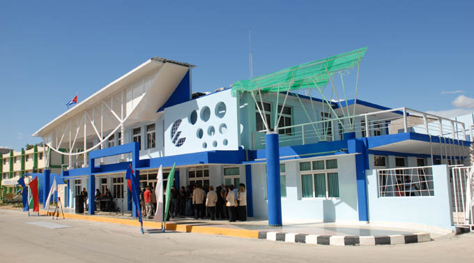 Analizan resultados de Etecsa en Granma Analizan resultados de Etecsa en Granma