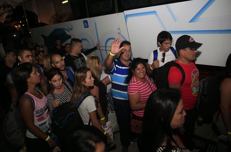 Costa Rica planea siete vuelos en febrero para el traslado de migrantes cubanos