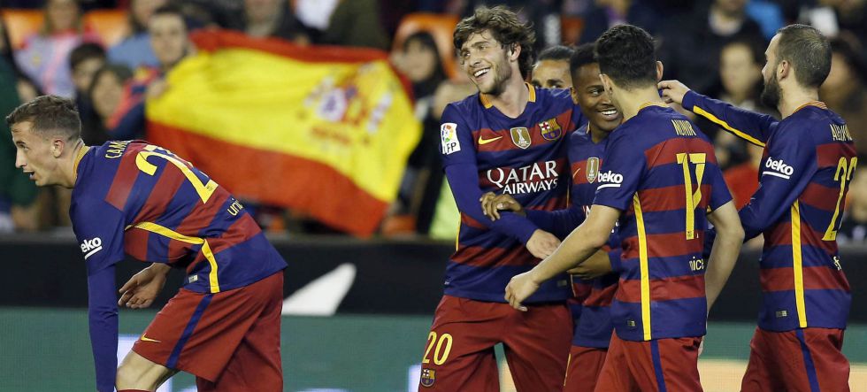 Trámite y récord en Mestalla Trámite y récord en Mestalla
