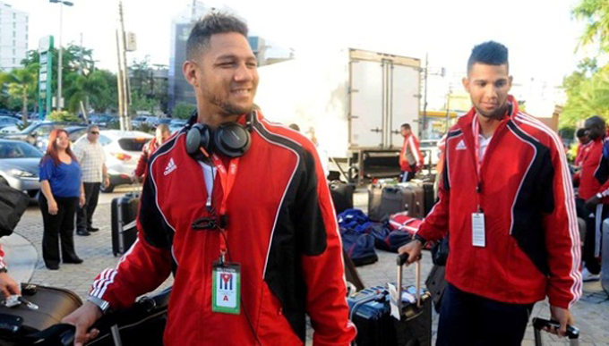 Abandonaron Yulieski y Lourdes Gourriel la selección cubana de béisbol Abandonaron Yulieski y Lourdes Gourriel la selección cubana de béisbol